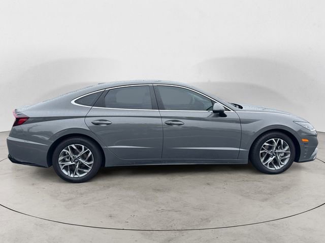 Used 2023 Hyundai Sonata SEL w/ Cargo Package image 6