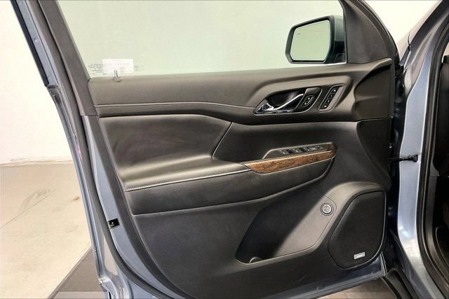 Used 2020 GMC Acadia Denali w/ Trailering Package AWD/4WD image 23