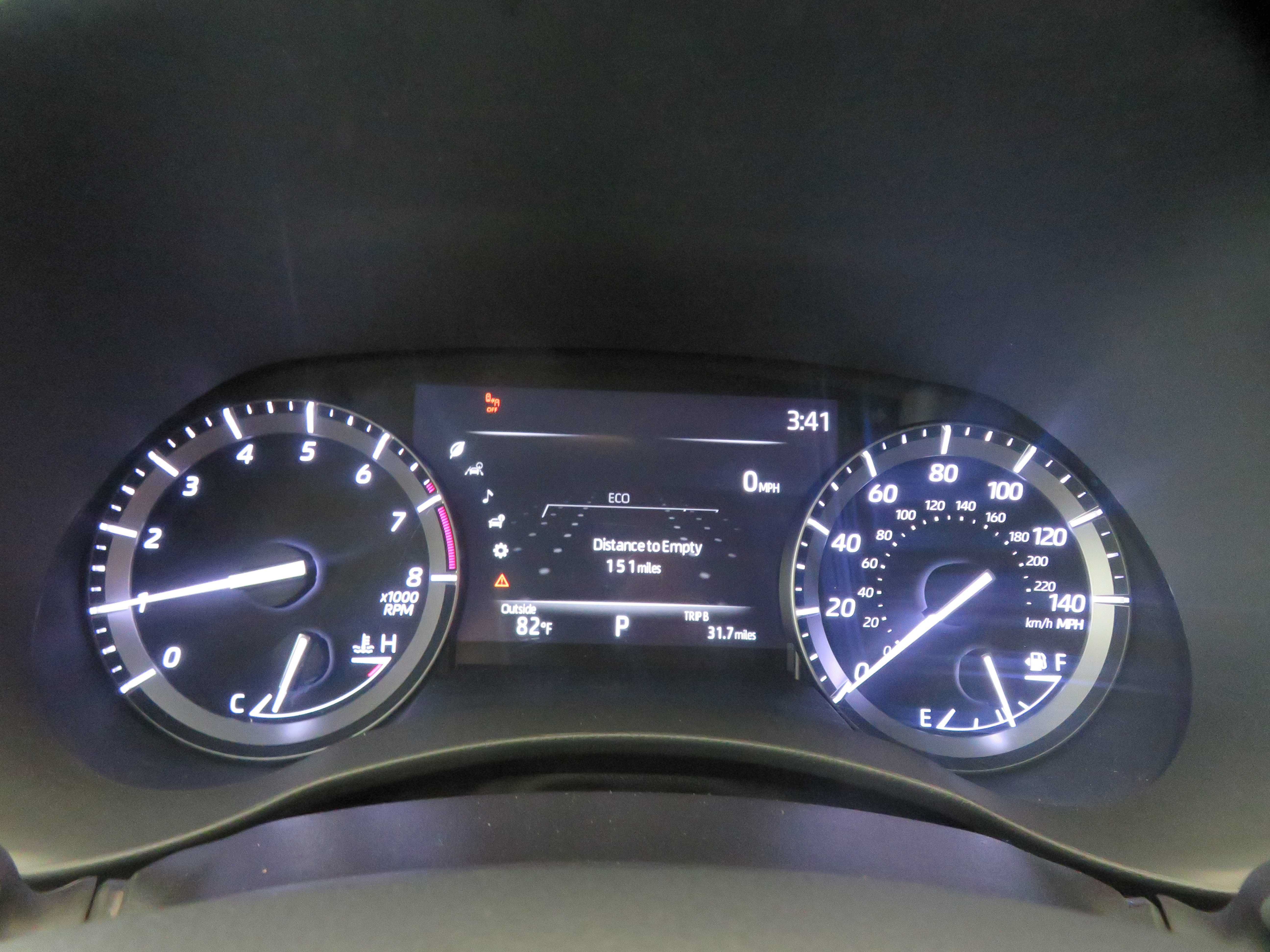 Used 2020 Toyota Highlander XLE FWD image 35