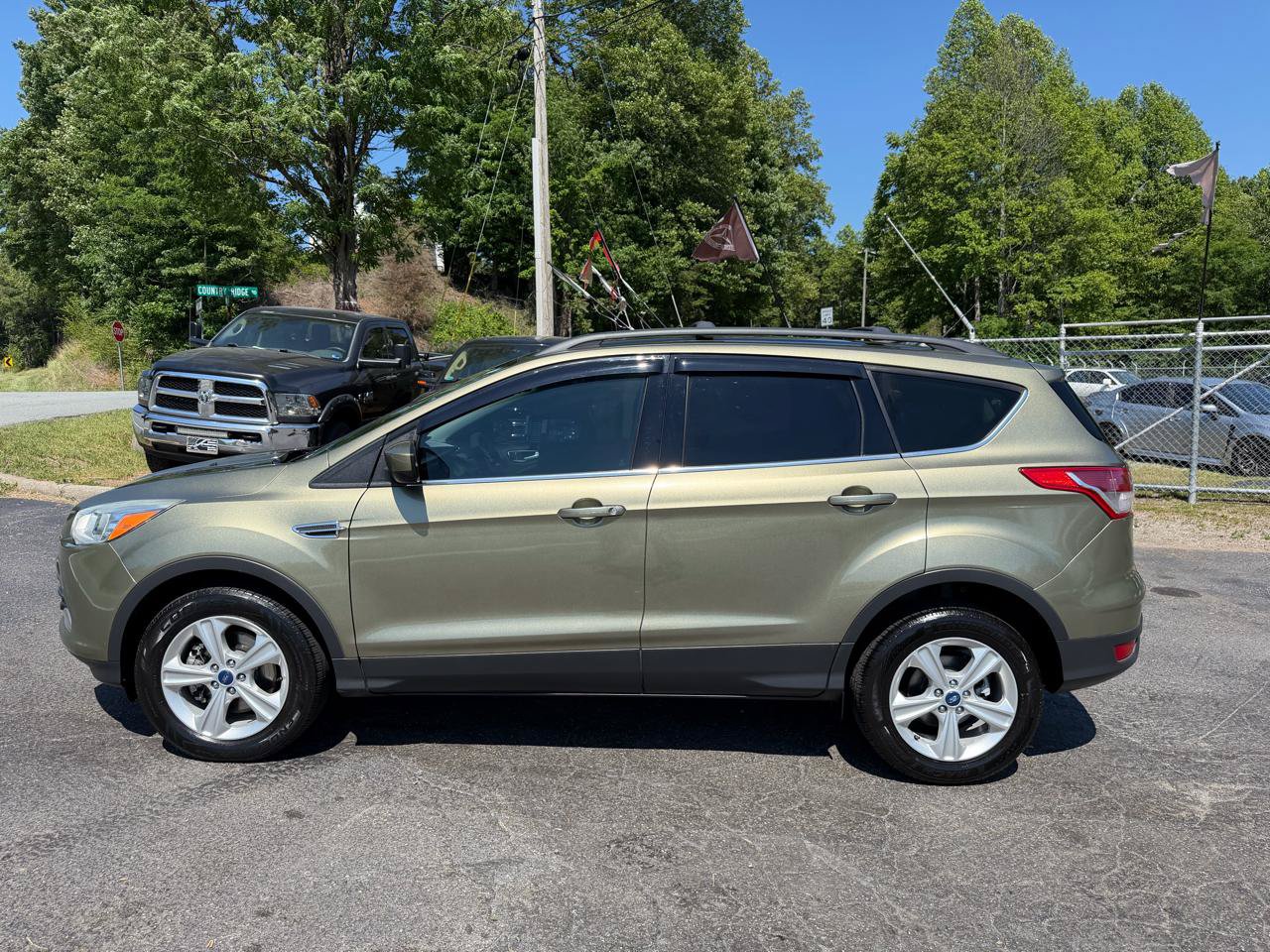 Used 2013 Ford Escape SE AWD/4WD image 4