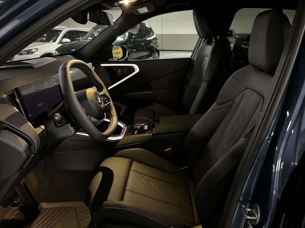 New 2025 BMW X3 xDrive30i w/ Convenience Package image 11