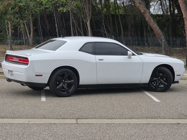 Used 2014 Dodge Challenger SXT Plus w/ Harman/Kardon Audio Group RWD image 7