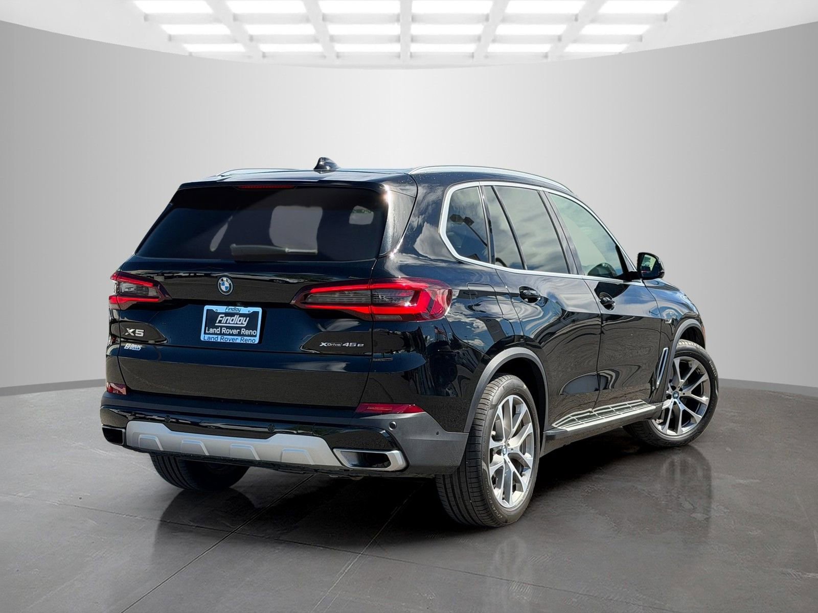 Used 2023 BMW X5 xDrive45e image 5