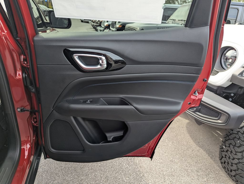 New 2026 Jeep Compass Latitude AWD/4WD image 30