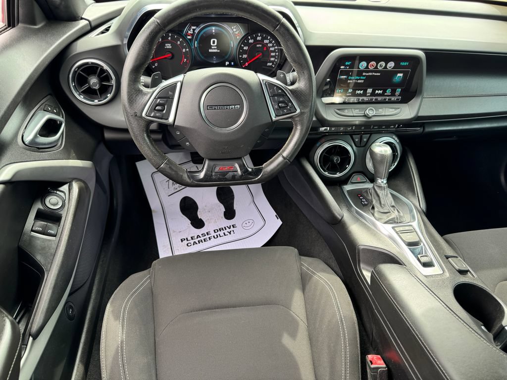 Used 2018 Chevrolet Camaro SS RWD image 17