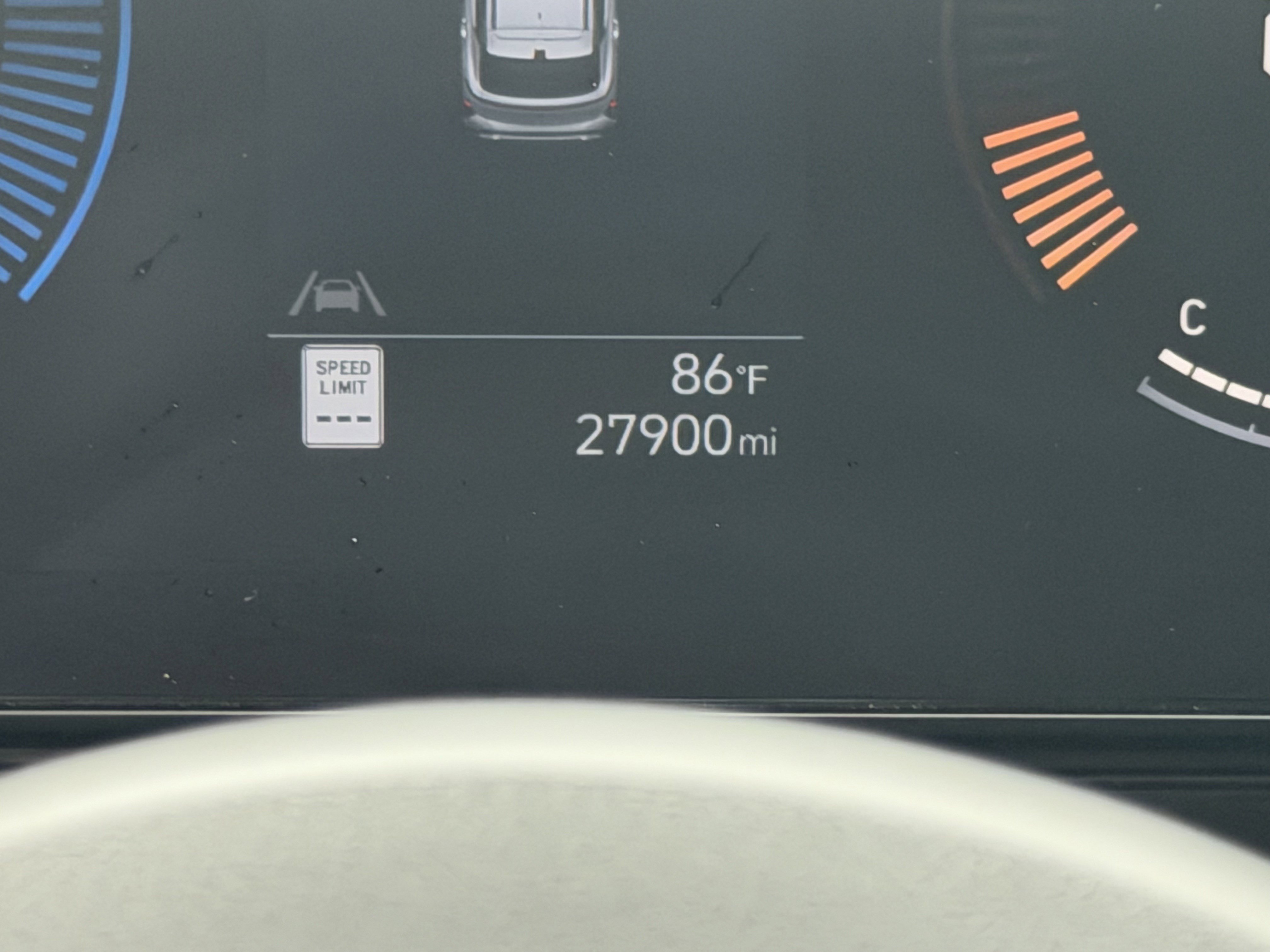 Used 2025 Hyundai Kona SEL FWD image 17