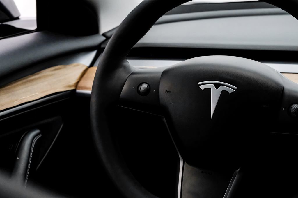 Used 2022 Tesla Model 3 Long Range image 17