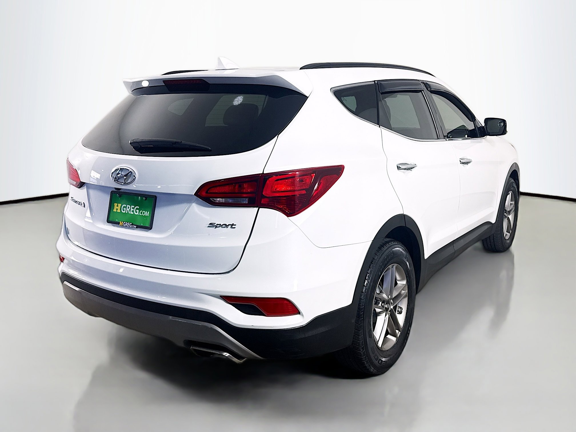 Used 2017 Hyundai Santa Fe Sport image 10