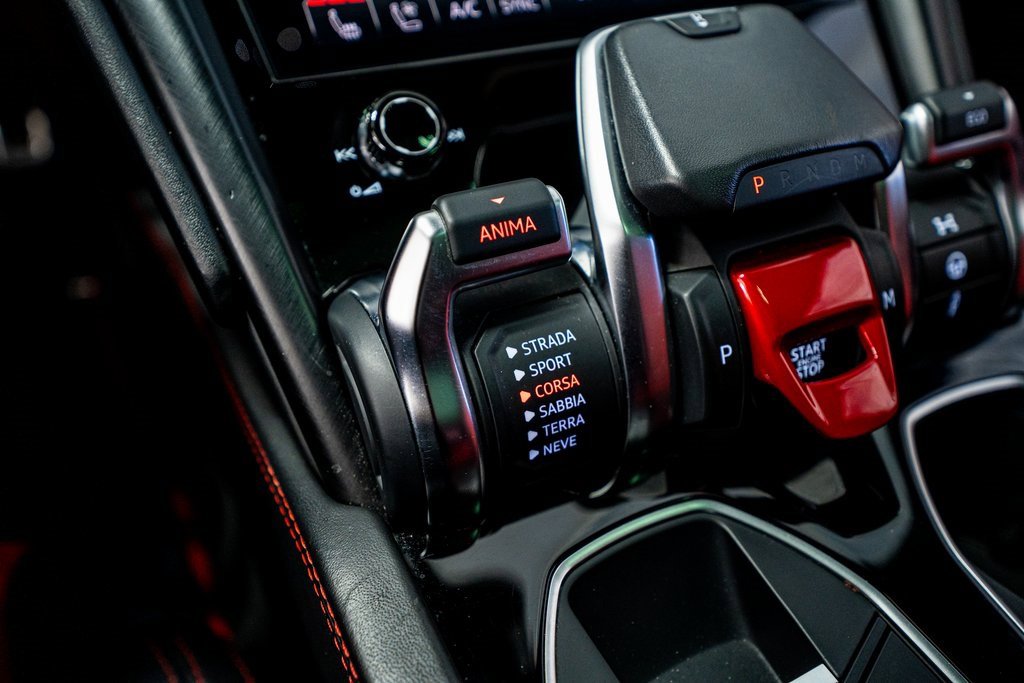 Used 2021 Lamborghini Urus image 54