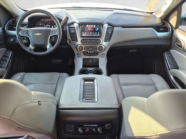 Used 2017 Chevrolet Suburban LT w/ Luxury Package RWD image 18
