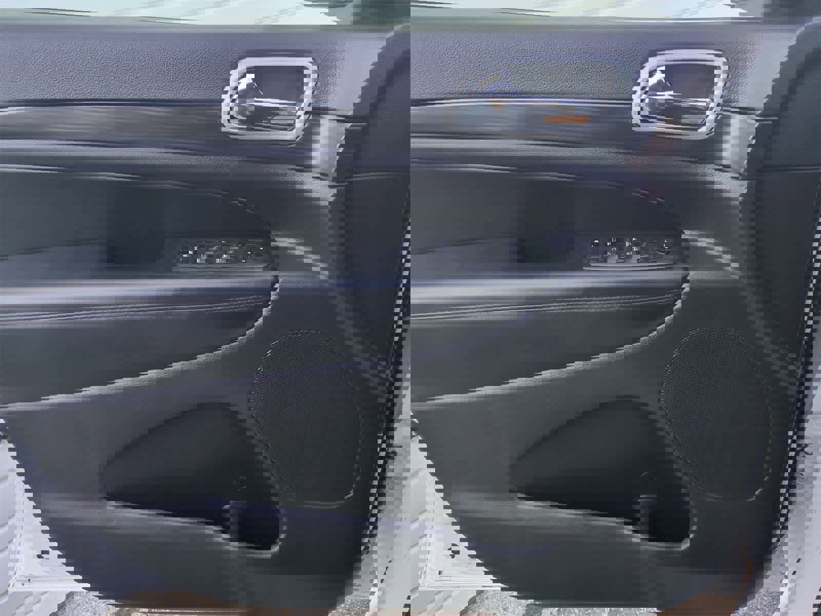 Certified 2021 Jeep Grand Cherokee Laredo X image 29