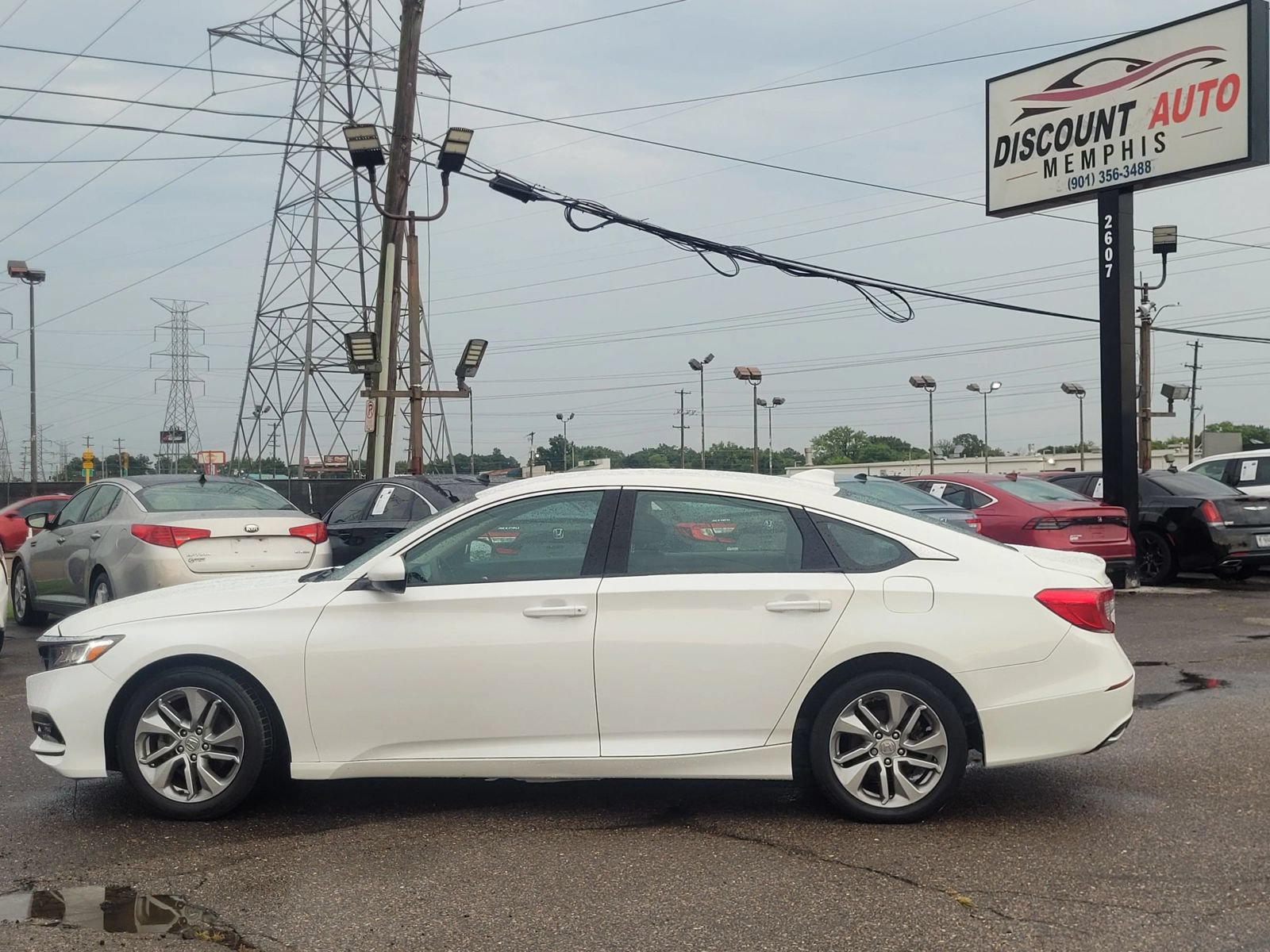 Used 2018 Honda Accord LX image 4