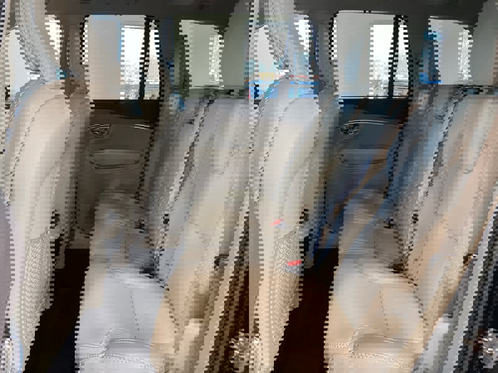 Used 2022 Volvo XC90 T6 Inscription w/ Advanced Package image 24