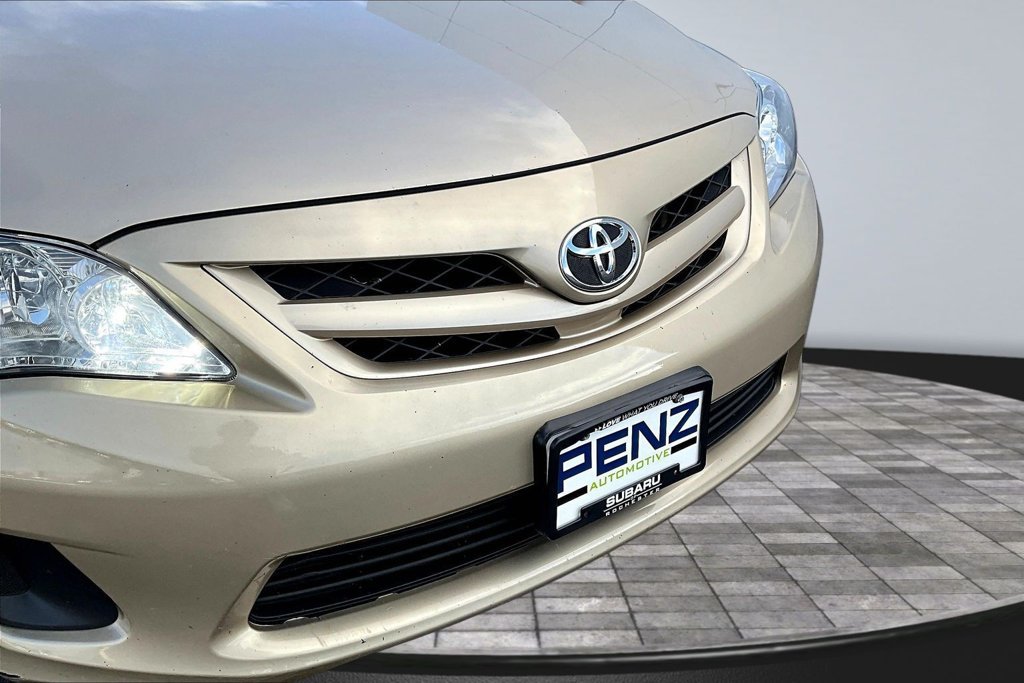 Used 2011 Toyota Corolla LE FWD image 33