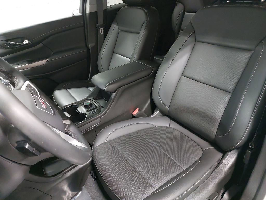 Used 2023 GMC Acadia SLT w/ Trailering Package image 17