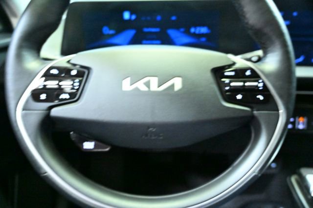 Used 2024 Kia EV6 Wind image 37