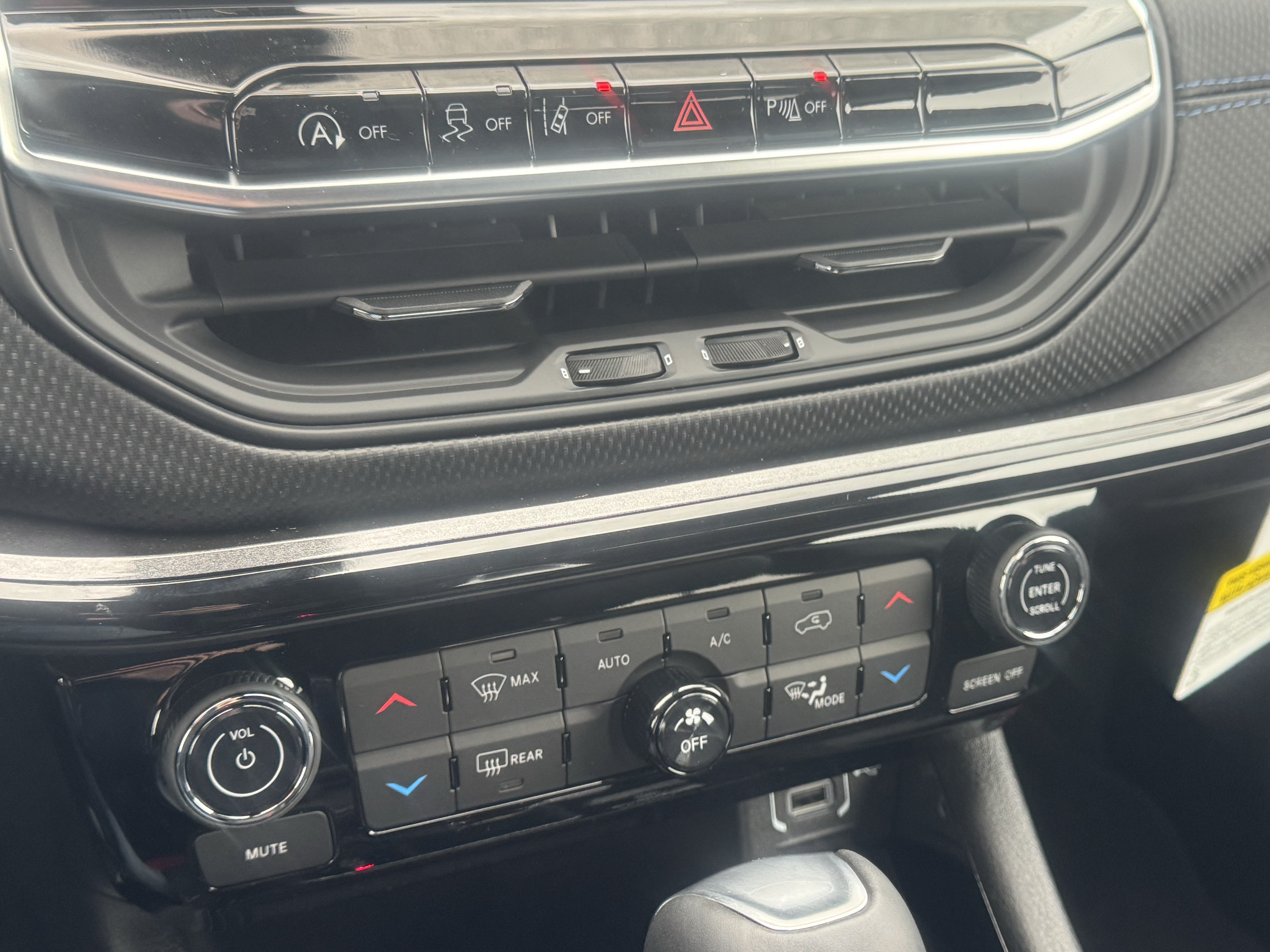 New 2026 Jeep Compass Limited AWD/4WD image 19
