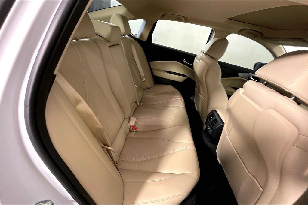 Used 2025 Acura TLX w/ Technology Package FWD image 31