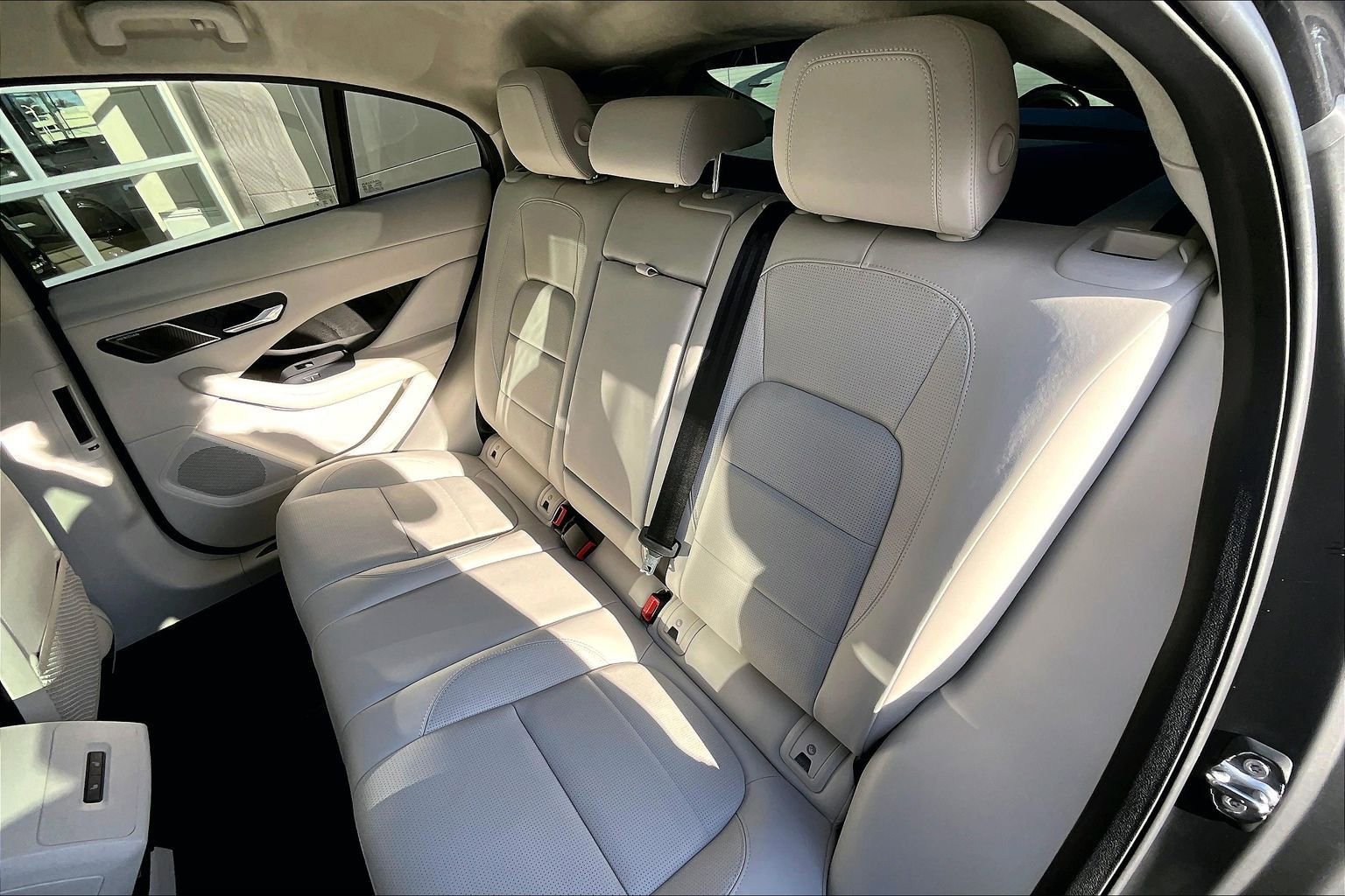 Used 2024 Jaguar I-PACE R-Dynamic HSE image 25