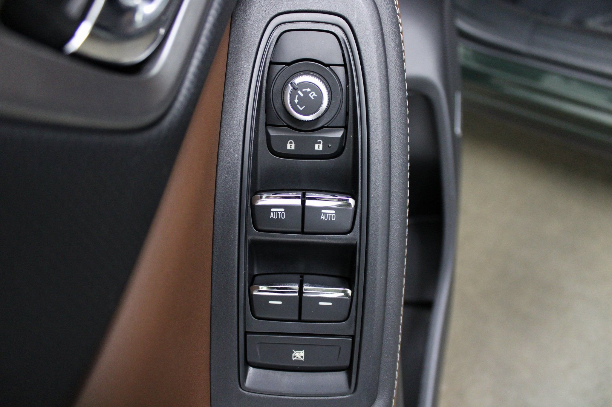 Used 2023 Subaru Forester Touring image 16