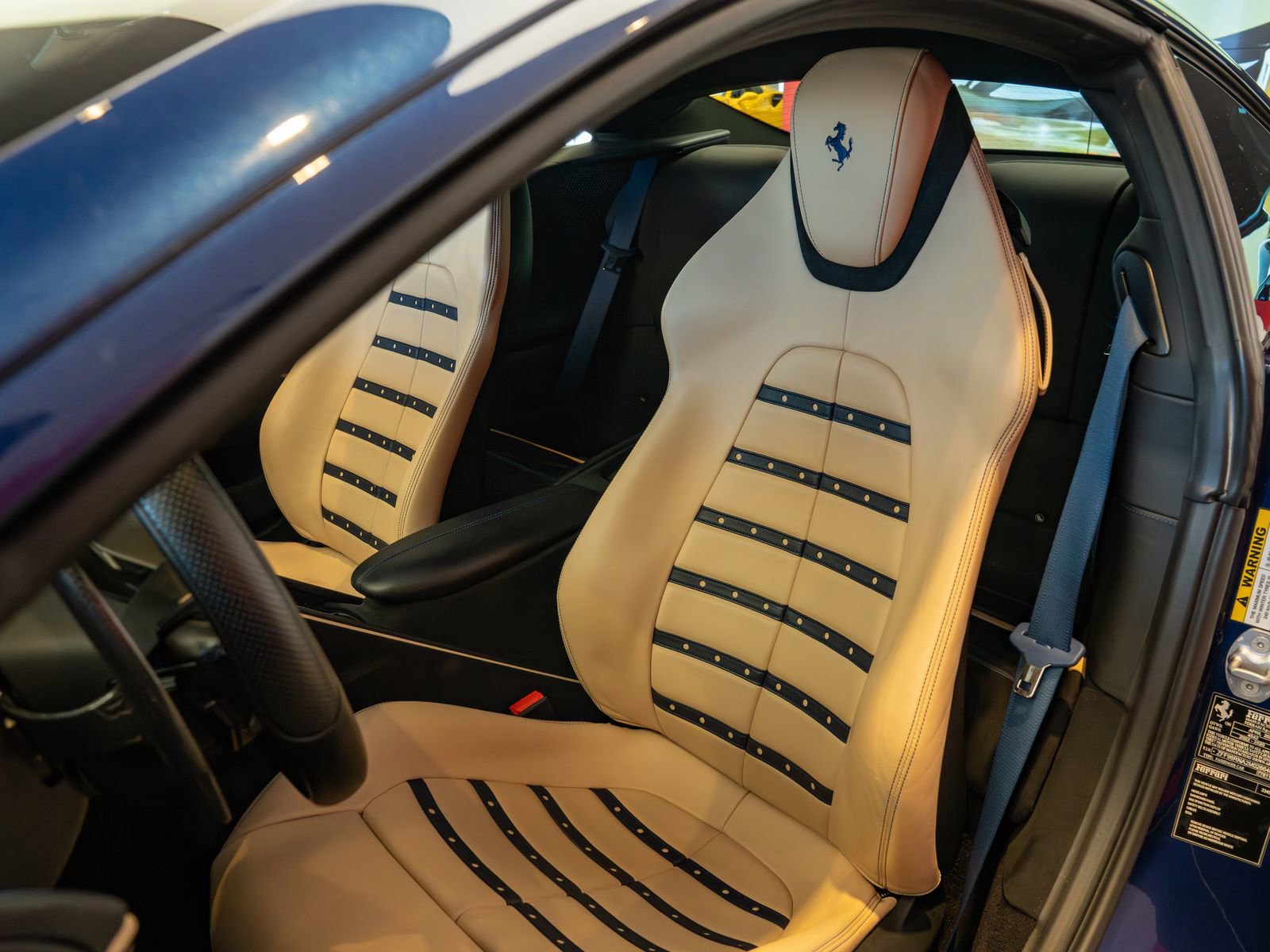 Used 2021 Ferrari Roma RWD image 11