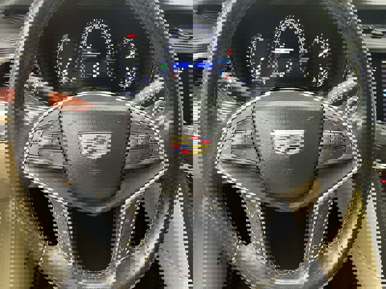 Used 2019 Cadillac XT5 Luxury image 16