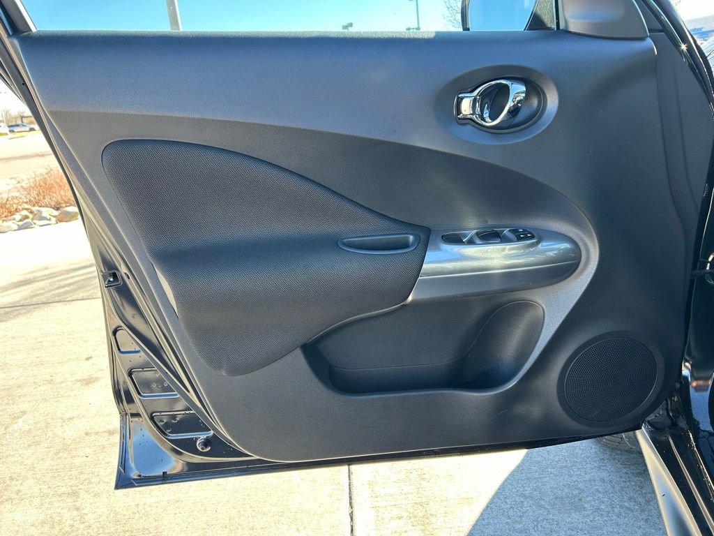 Used 2011 Nissan Juke SL image 21