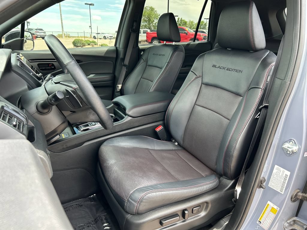 Used 2024 Honda Passport Black Edition image 15