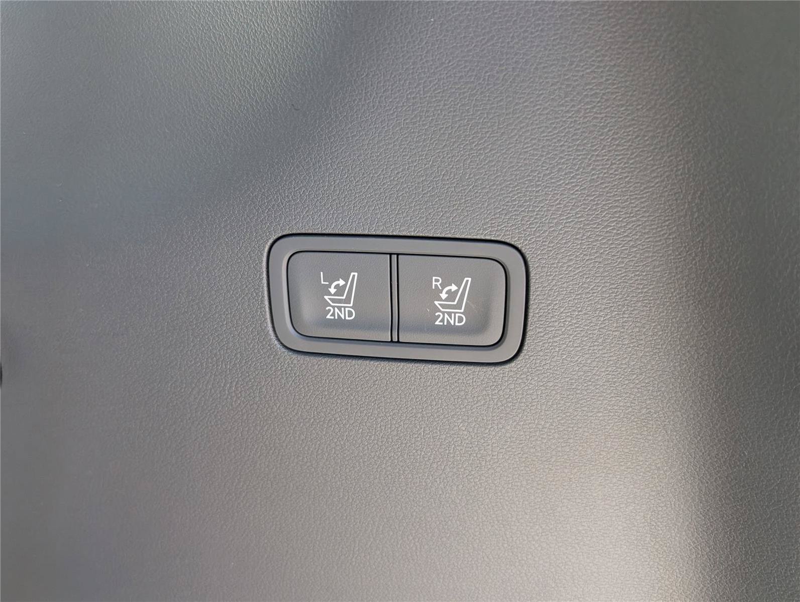 New 2026 Hyundai Santa Fe Calligraphy FWD image 14