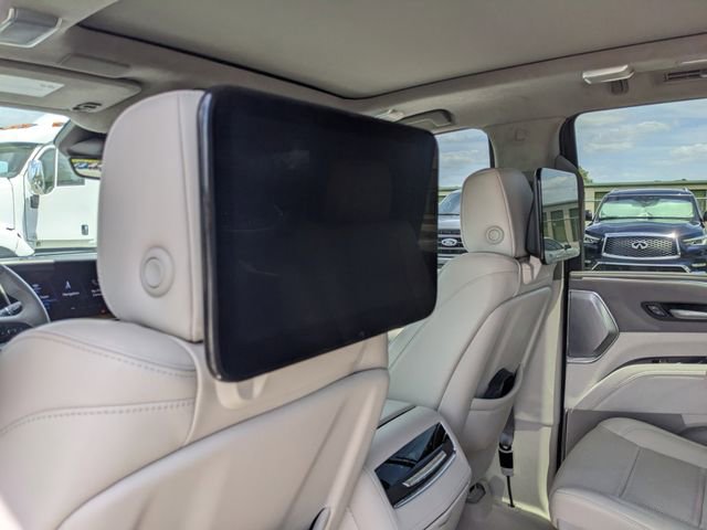 Used 2024 Cadillac Escalade Sport Platinum w/ Heavy-Duty Trailer Package image 19