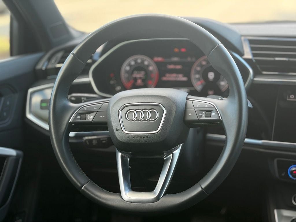 Used 2024 Audi Q3 2.0T Premium Plus w/ Premium Plus Package AWD/4WD image 13