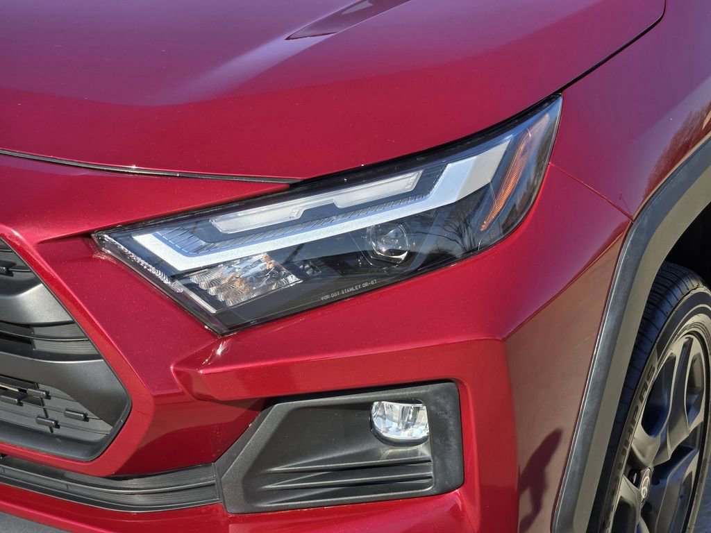 Used 2023 Toyota RAV4 Adventure image 5