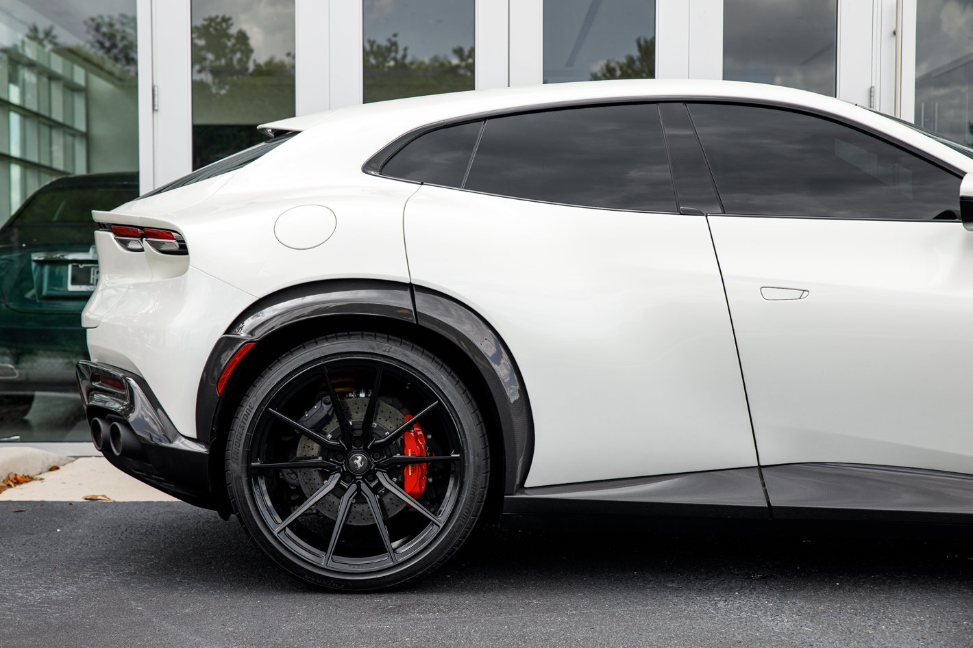 Used 2025 Ferrari Purosangue AWD/4WD image 16