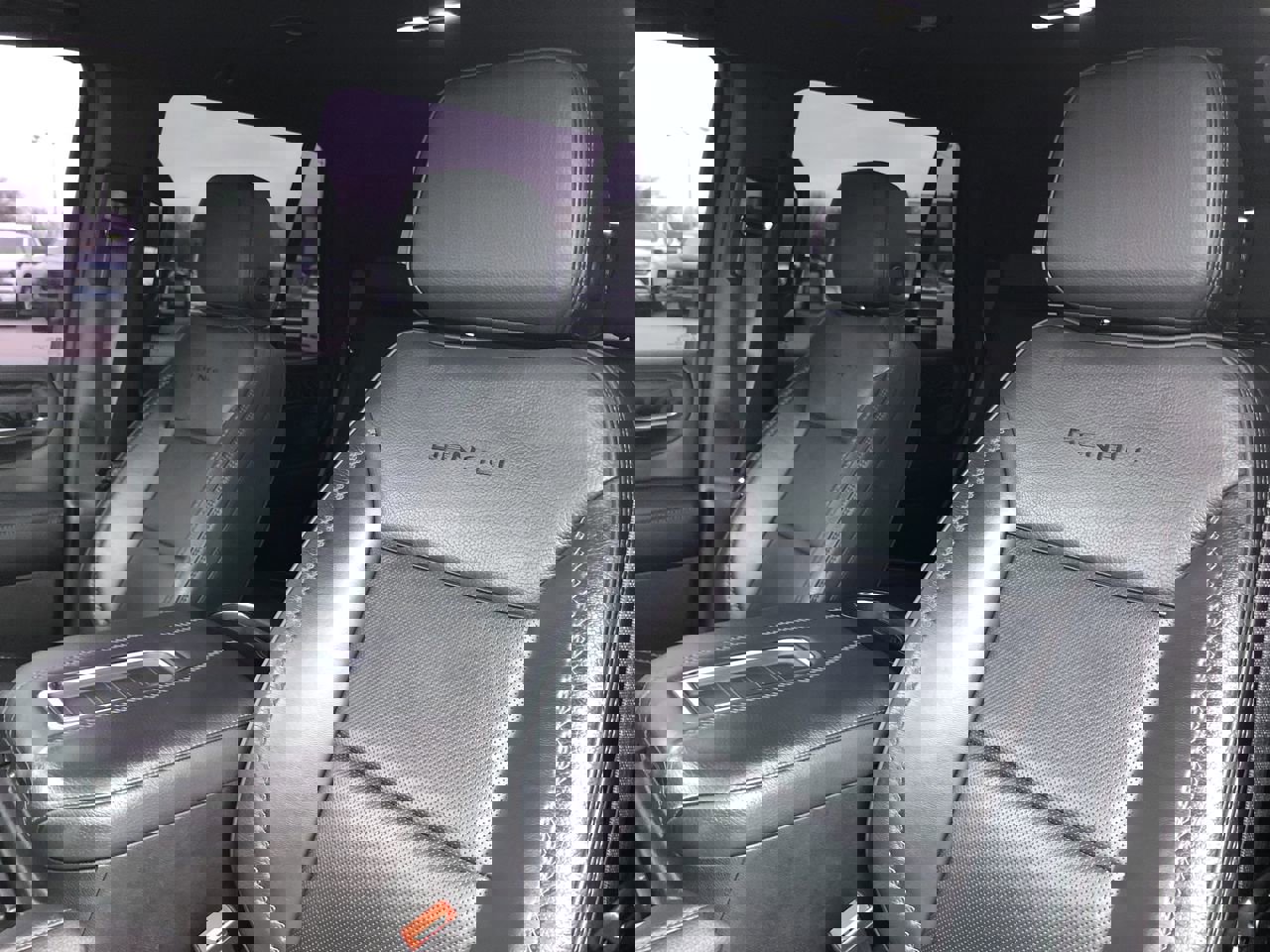 Used 2021 GMC Yukon Denali image 15