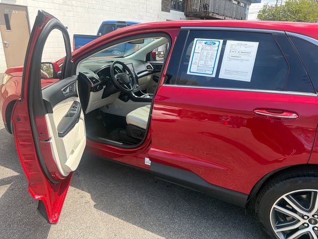 Certified 2024 Ford Edge Titanium AWD/4WD image 43