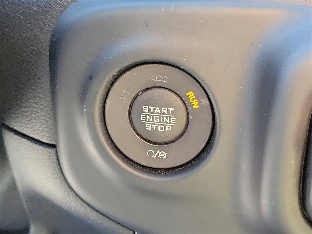 Used 2021 Jeep Wrangler Unlimited Sahara image 22