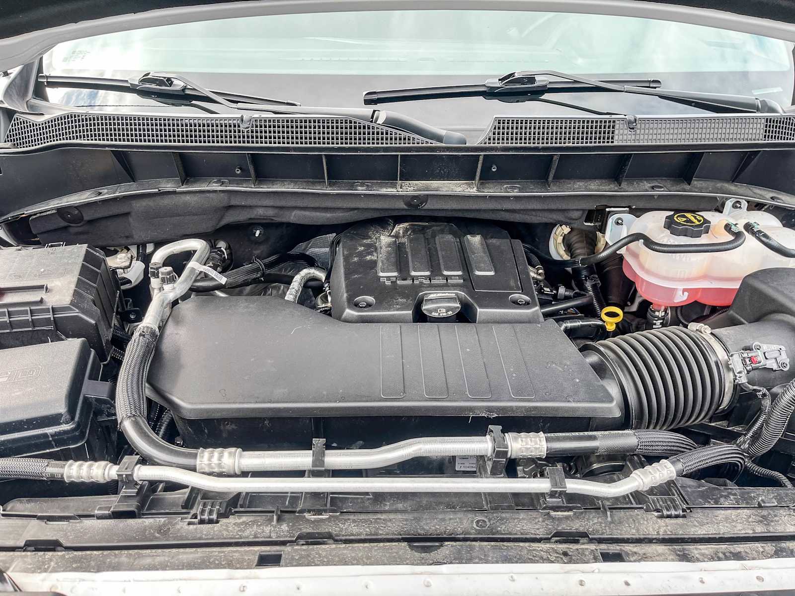 Used 2024 Chevrolet Silverado 1500 LT image 25