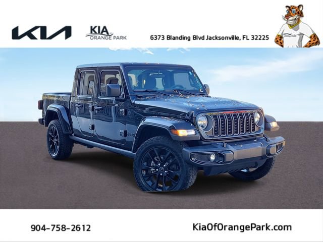 Used 2025 Jeep Gladiator Sport image 1