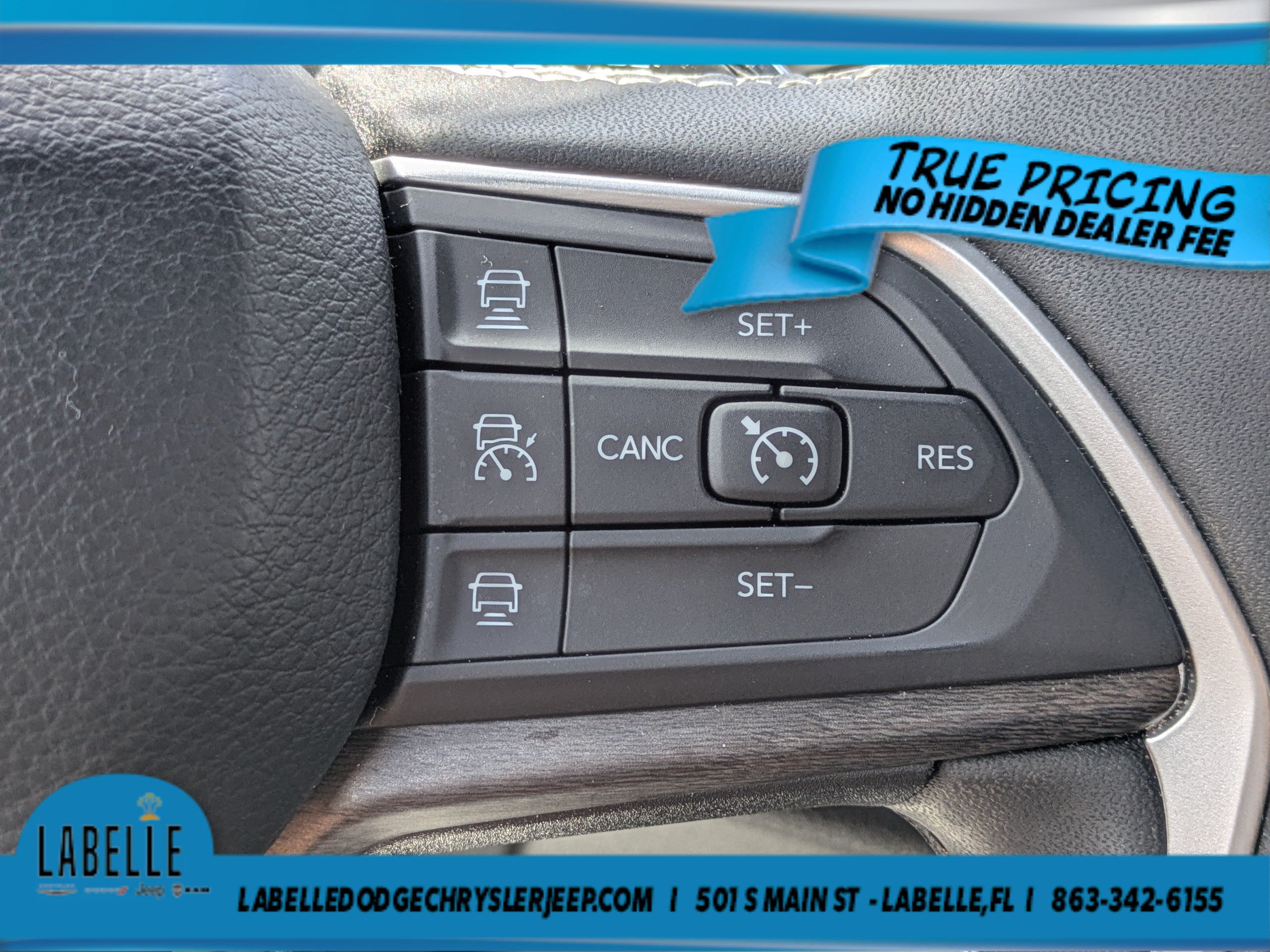 Used 2024 Jeep Grand Cherokee Limited AWD/4WD image 20