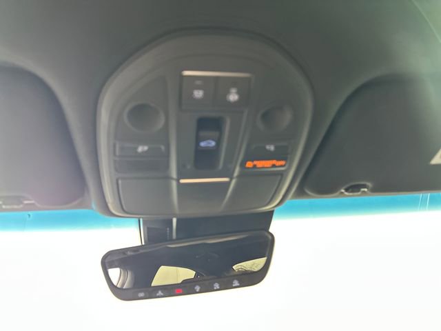 Used 2021 Genesis G70 3.3T image 24