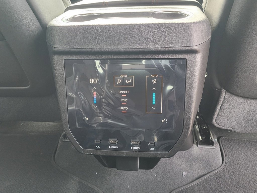 New 2026 GMC Yukon AT4 Ultimate image 57