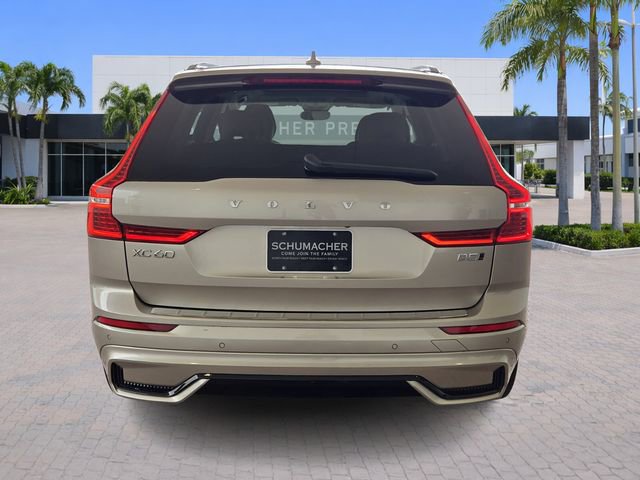 Certified 2023 Volvo XC60 B5 Plus w/ Protection Package Premier AWD/4WD image 6