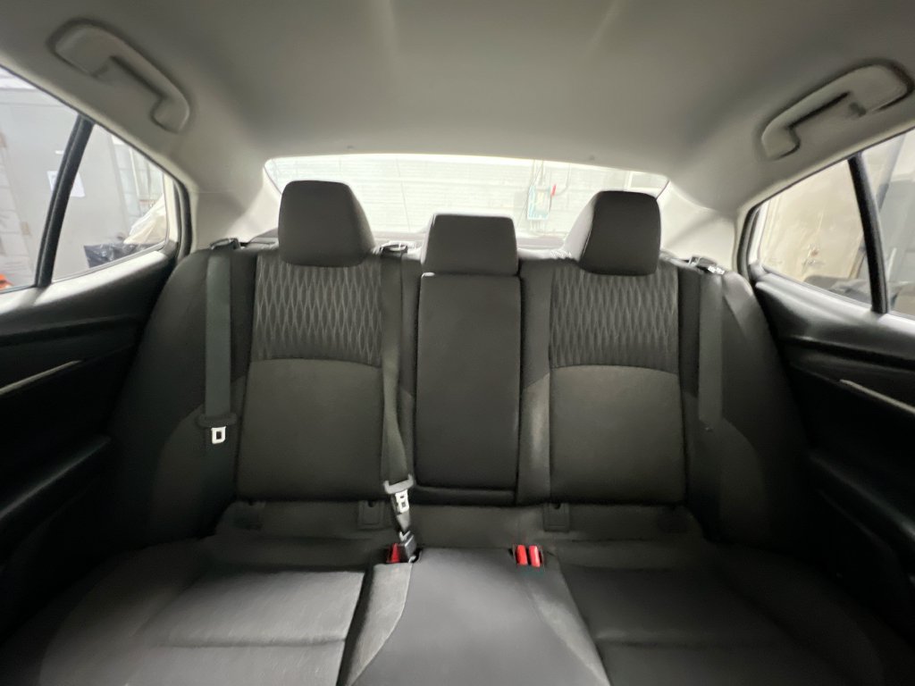 Used 2025 Toyota Camry LE FWD image 30