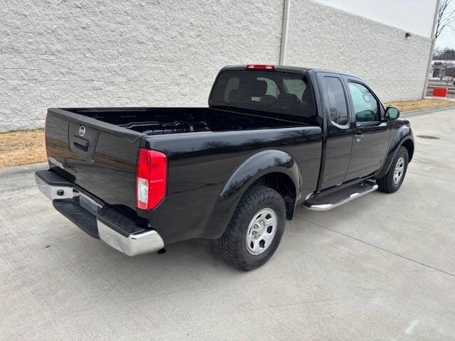 Used 2015 Nissan Frontier S image 6