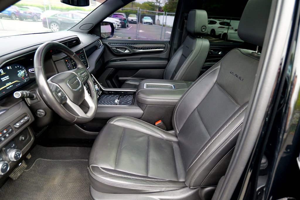 Used 2022 GMC Yukon Denali AWD/4WD image 21