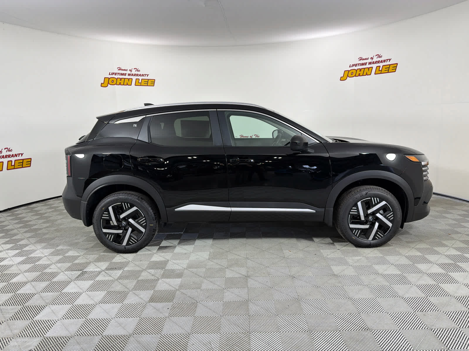 New 2026 Nissan Kicks SV FWD image 7