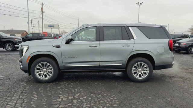 New 2026 GMC Yukon Denali w/ Sun & Power Step Package image 5