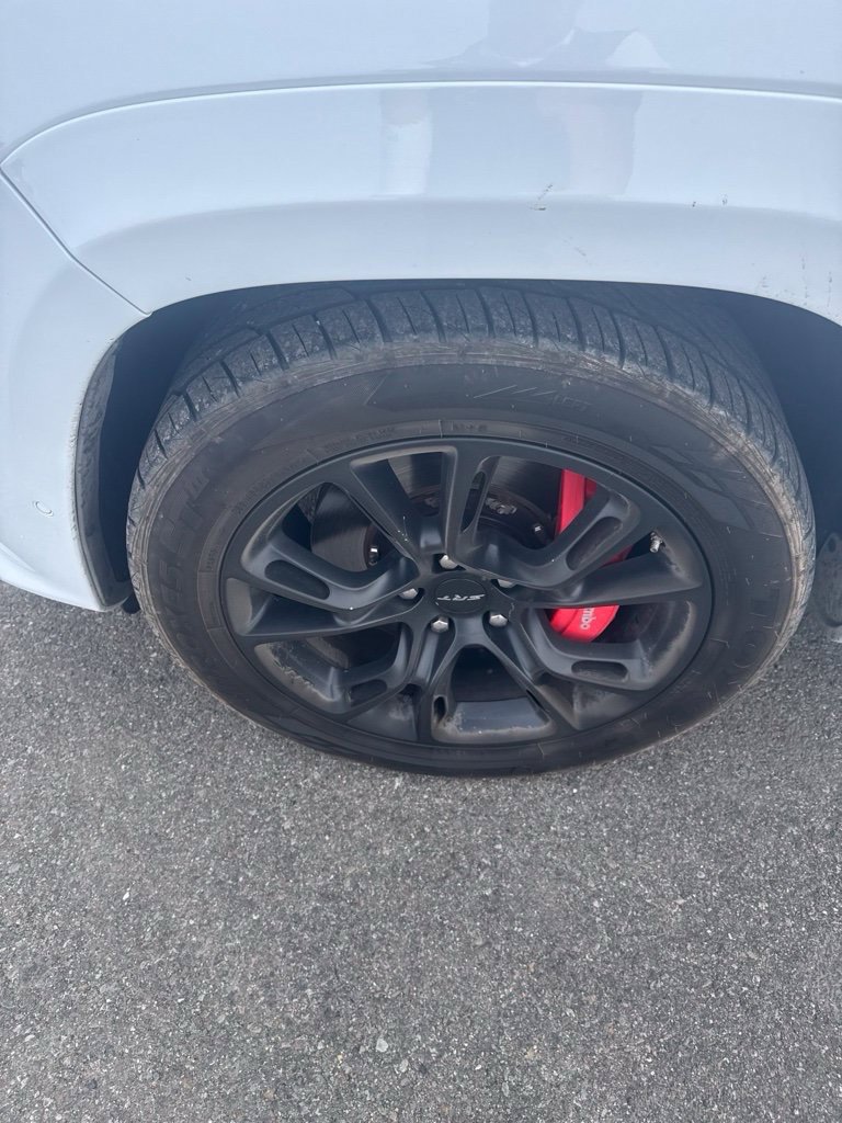 Used 2017 Jeep Grand Cherokee SRT AWD/4WD image 15