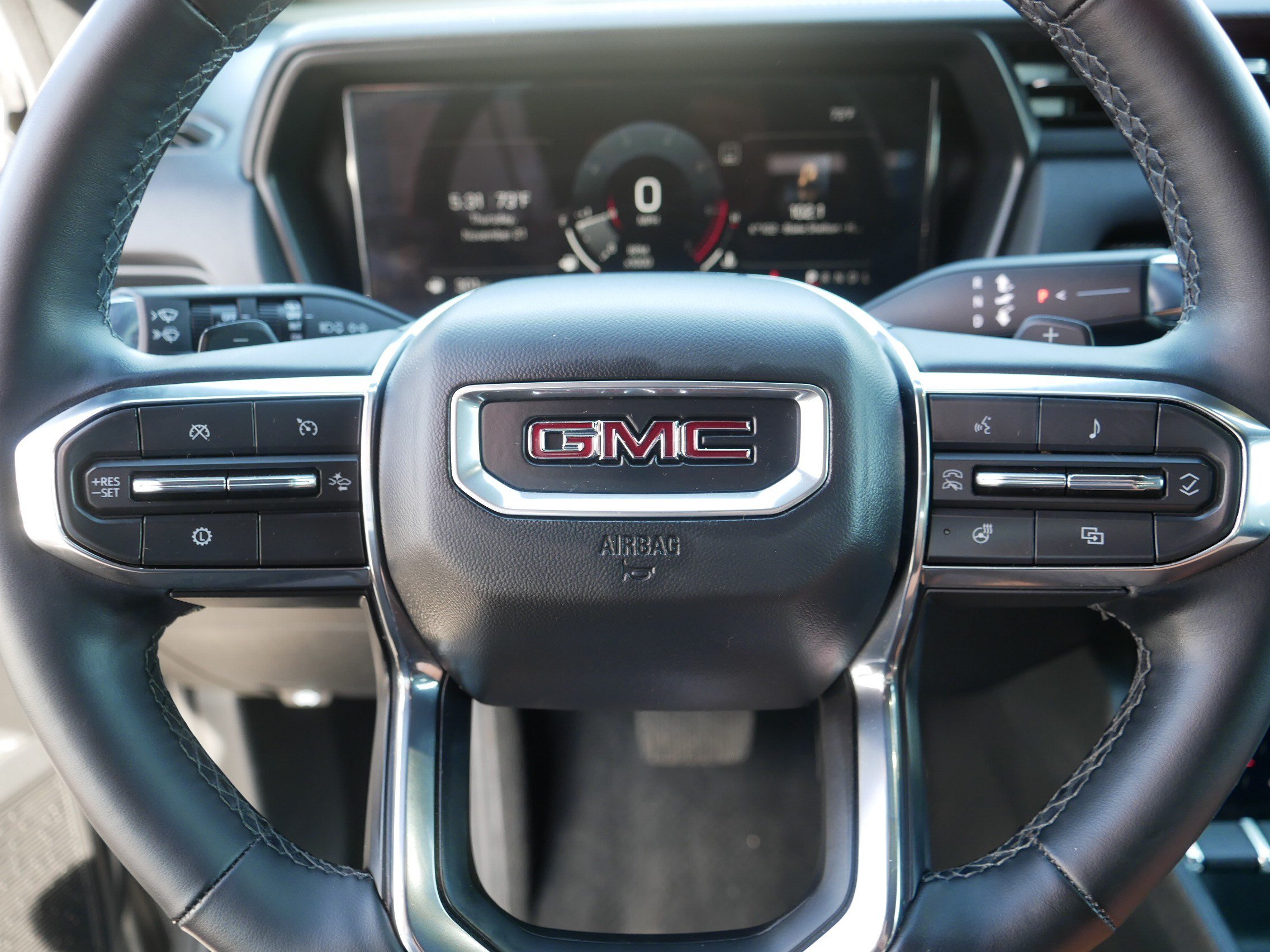 Used 2025 GMC Terrain Elevation AWD/4WD image 25