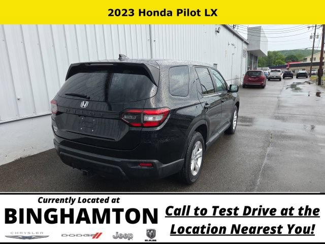 Used 2023 Honda Pilot LX image 4